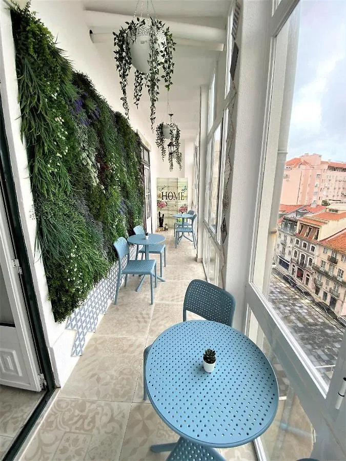 Rainbow Guesthouse 56 Lisbon 3*,